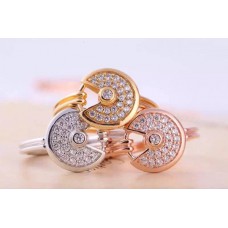 Bague Amulette de Cartier Diamant en Or Jaune Or Blanc et Or Rose