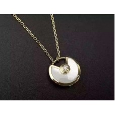 Amulette de Cartier Collier Diamant Nacre Blanche en Or Jaune Or Blanc et Or Rose Amulette de Cartier Collier Diamant Nacre Blanche en Or Jaune Or Blanc et Or Rose