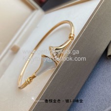 Bvlgari Divas Dream Bracelet Nacre avec Diamants Or Jaune Contrefaçon