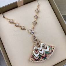 Collier Bvlgari Divas Dream multicolore or rose AAA Collier Bvlgari Divas Dream multicolore or rose AAA