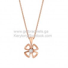 Collier Bvlgari Fiorever fleur à quatre pétales avec 1 diamant or rose et or blanc 0.0423611111111111