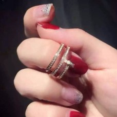 Cartier Juste Un Clou Bague double clou en or rose et diamants
