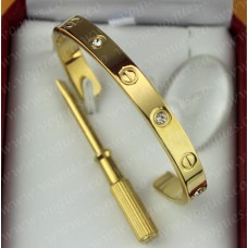Bracelet Cartier Love Semi-Ouvert Or Jaune 4 Diamants Bracelet Cartier Love Semi-Ouvert Or Jaune 4 Diamants