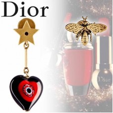 Boucles d'oreilles étoile asymétriques Dior D-Murrine rouge-noir Heart Charm pour femme en laiton abeille