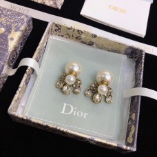 Dior Goutte D'eau Diamant Incrustation Or -ton Femme Perle Blanche Boucles D'oreilles Bijoux
