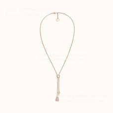 Collier Hermes Kelly Clochette avec diamants en or rose Collier Hermes Kelly Clochette avec diamants en or rose