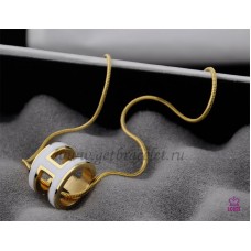 Hermès 3D Pop “H” Collier blanc en os de serpent avec logo en or jaune