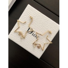 Boucles d'oreilles pendantes étoile en or jaune et cristal blanc lettre CD Dior Vente Malaisie