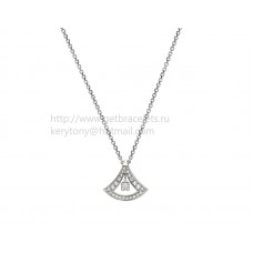 Collier ajouré Bvlgari Divas Dream en or blanc avec diamant central et pavé de diamants