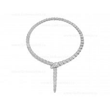 Collier Bvlgari Serpenti en or blanc 18 carats avec pavé de diamants Collier Bvlgari Serpenti en or blanc 18 carats avec pavé de diamants