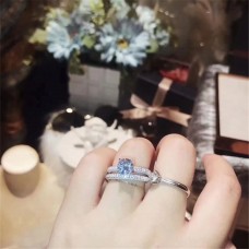 Ensemble d'anneaux doubles étroits Tiffany pavés de cristaux Vendu