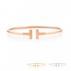 Bracelet à fil étroit Tiffany T en argent sterling