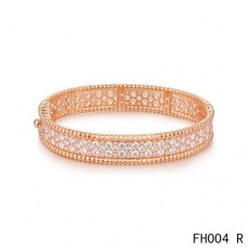 Bracelet Van Cleef Arpels Perlee avec Diamants Or Rose-Moyen Modèle Bracelet Van Cleef Arpels Perlee avec Diamants Or Rose-Moyen Modèle