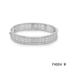 Bracelet Van Cleef Arpels Perlee avec Diamants Or Blanc-Moyen Modèle