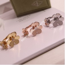 Van Cleef Arpels Frivole Entre les Doigts Bague Or Jaune Style Diomonds