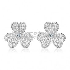 Van Cleef Arpels Boucles d'oreilles Frivole en or blanc avec pavé de diamants