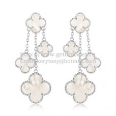 Van Cleef Arpels Boucles D'oreilles Magic Alhambra 4 Motifs Or Blanc Avec Nacre Blanche
