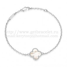 Van Cleef Arpels Bracelet Sweet Alhambra en or blanc avec nacre blanche