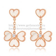 Van Cleef Arpels Boucles d'oreilles Sweet Alhambra Effeuillage Or rose avec nacre blanche Van Cleef Arpels Boucles d'oreilles Sweet Alhambra Effeuillage Or rose avec nacre blanche