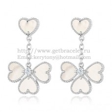 Van Cleef Arpels Boucles d'oreilles Sweet Alhambra Effeuillage Or blanc avec nacre blanche
