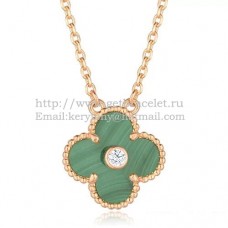 Van Cleef Arpels Pendentif Alhambra en or rose avec diamants ronds en nacre malachite