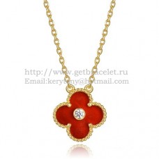 Van Cleef Arpels Pendentif Alhambra en or jaune avec nacre cornaline et diamants ronds