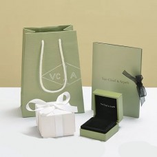  Coffret bagues et boucles d'oreilles Van Cleef Arpels